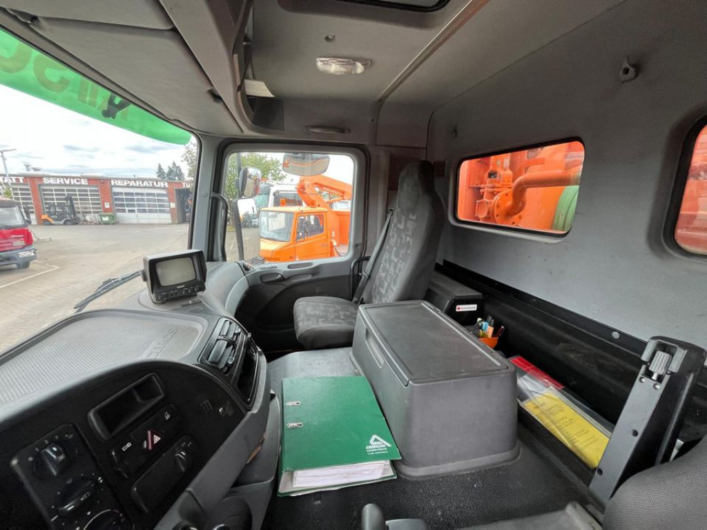 MERCEDES-BENZ Actros 2644 L 6x4 Saug + Spülwagen Kombi Saug+Spül super Zustand - Saug-/ Spülfahrzeug: das Bild 2 MERCEDES-BENZ Actros 2644 L 6x4 Saug + Spülwagen Kombi Saug+Spül super Zustand - Saug-/ Spülfahrzeug: das Bild 2