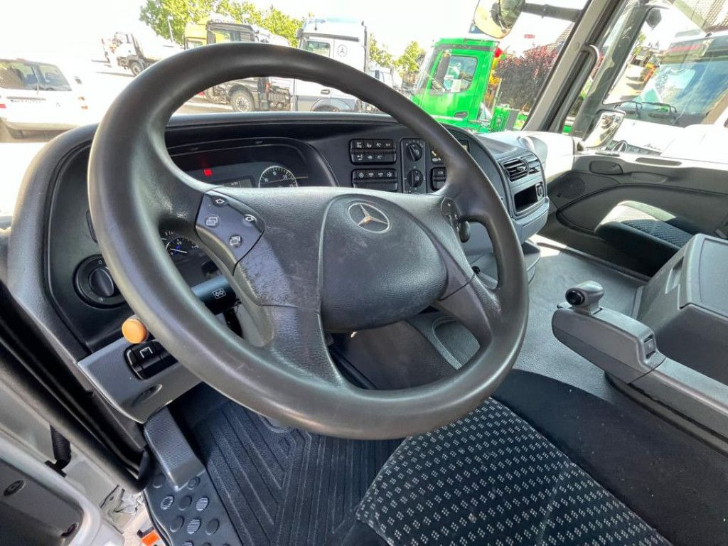 Mercedes-Benz Actros 1841 K 2-Achs Kipper Kran Funk/2xhydr+Gre - Kipper, Autokran: das Bild 5 Mercedes-Benz Actros 1841 K 2-Achs Kipper Kran Funk/2xhydr+Gre - Kipper, Autokran: das Bild 5