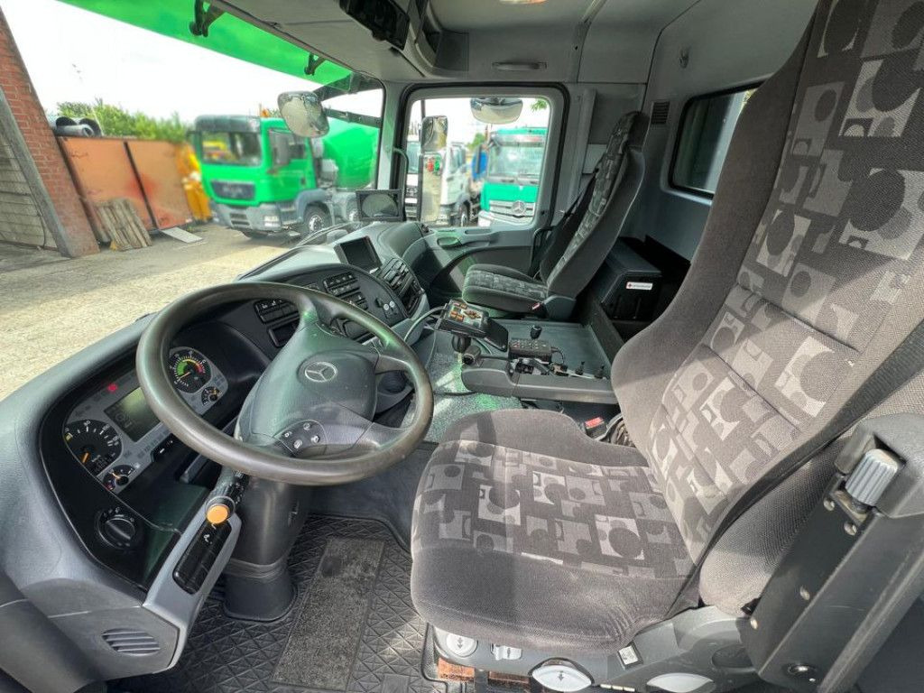 Mercedes-Benz Actros 2641 L 6x2 Abrollkipper 159TKM kuz.Radsta - Abrollkipper: das Bild 5 Mercedes-Benz Actros 2641 L 6x2 Abrollkipper 159TKM kuz.Radsta - Abrollkipper: das Bild 5
