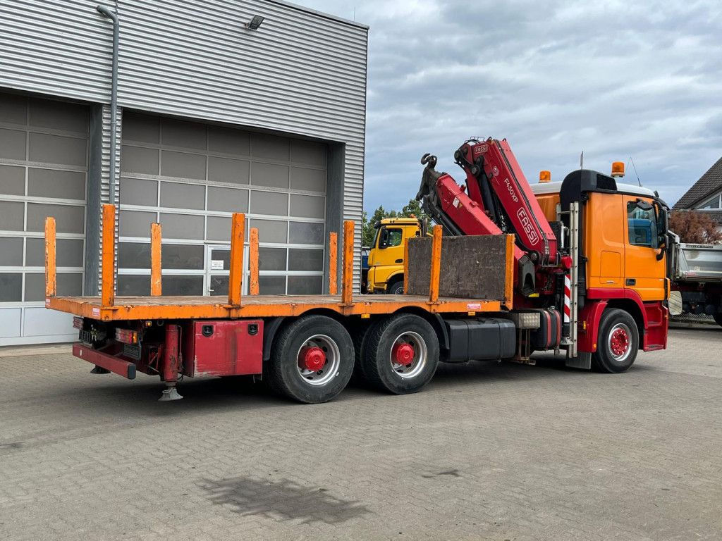 Mercedes-Benz Actros 2646 L 6x4 Pritsche Kran Fassi 450 45m/t Mercedes-Benz Actros 2646 L 6x4 Pritsche Kran Fassi 450 45m/t - Autokran, Pritsche LKW: das Bild 5 Mercedes-Benz Actros 2646 L 6x4 Pritsche Kran Fassi 450 45m/t Mercedes-Benz Actros 2646 L 6x4 Pritsche Kran Fassi 450 45m/t - Autokran, Pritsche LKW: das Bild 5
