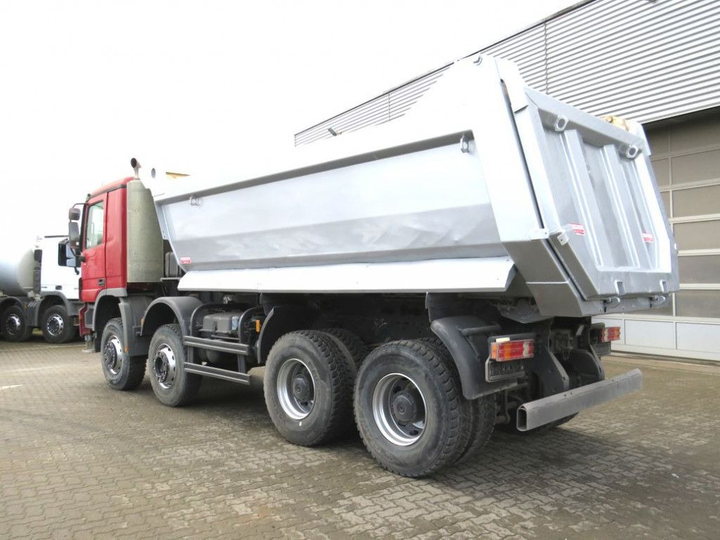 Mercedes-Benz Actros 4141 8x6 4 Achs Muldenkipper Kupplung, 1. - Kipper: das Bild 3 Mercedes-Benz Actros 4141 8x6 4 Achs Muldenkipper Kupplung, 1. - Kipper: das Bild 3