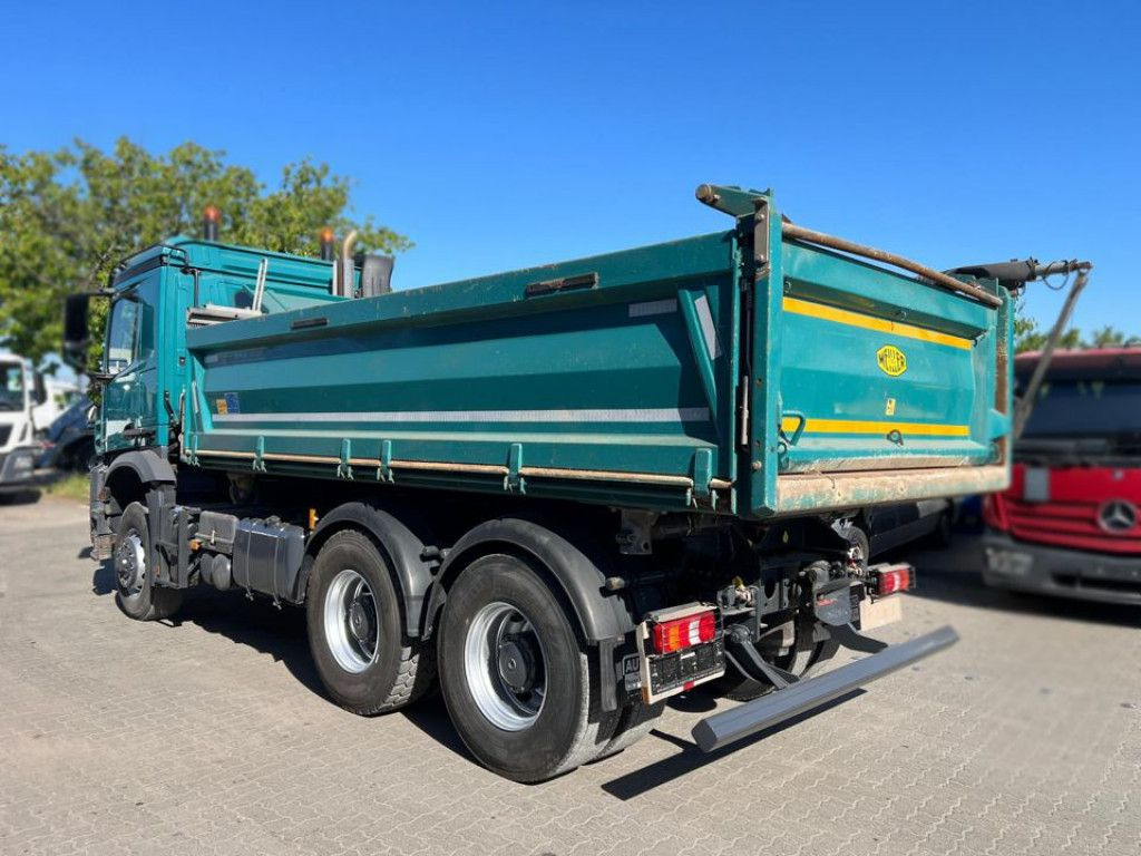 Mercedes-Benz Arocs 2636 6x6 HAD 3-Achs Allradkipper Meiller Mercedes-Benz Arocs 2636 6x6 HAD 3-Achs Allradkipper Meiller - Kipper: das Bild 3 Mercedes-Benz Arocs 2636 6x6 HAD 3-Achs Allradkipper Meiller Mercedes-Benz Arocs 2636 6x6 HAD 3-Achs Allradkipper Meiller - Kipper: das Bild 3