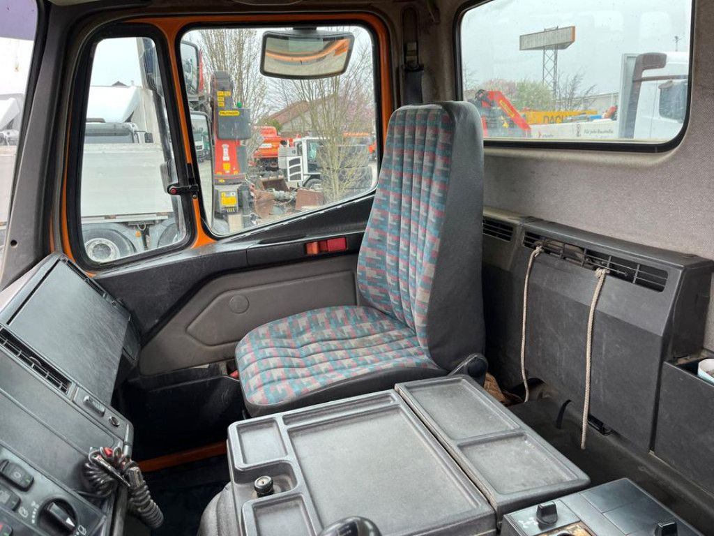 Mercedes-Benz SK 1824 AK 4x4 2-Achs Allradkipper - Leasing Mercedes-Benz SK 1824 AK 4x4 2-Achs Allradkipper: das Bild 10