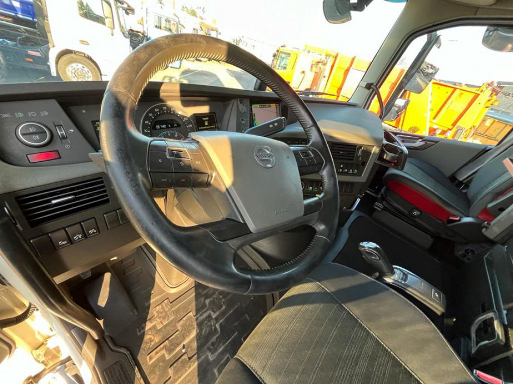 VOLVO (S) Truck VOLVO (S) Truck FH Abrollkipper 500 6x2 Funkfernbedienung - Abrollkipper: das Bild 5 VOLVO (S) Truck VOLVO (S) Truck FH Abrollkipper 500 6x2 Funkfernbedienung - Abrollkipper: das Bild 5