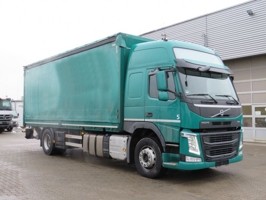 Volvo FM 380 Pritsche LBW LBW 2to Tautli.+Edscha - Plane LKW: das Bild 2 Volvo FM 380 Pritsche LBW LBW 2to Tautli.+Edscha - Plane LKW: das Bild 2