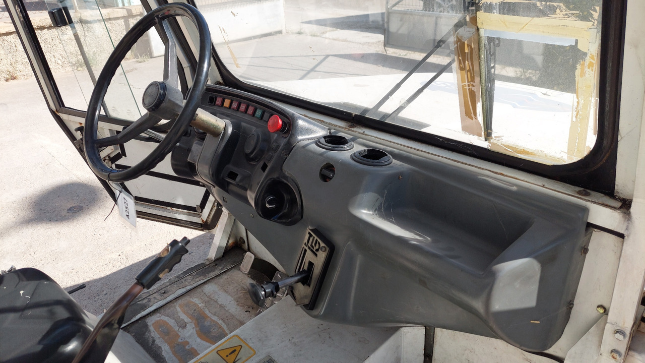 TLD TMX-30 tractor - Gepäckschlepper: das Bild 5 TLD TMX-30 tractor - Gepäckschlepper: das Bild 5