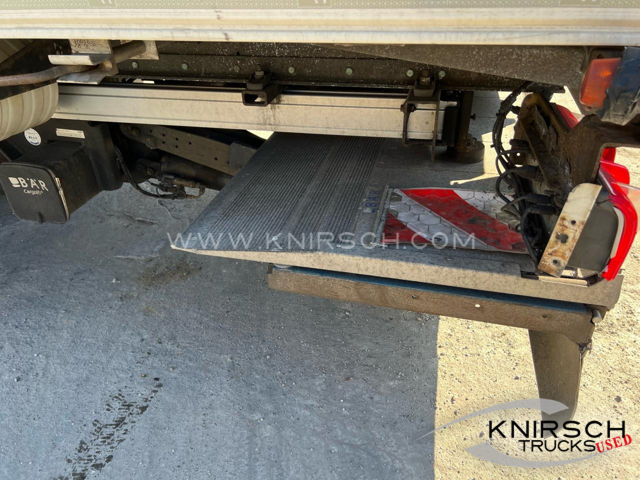 SCHMITZ SKO 24 Doppelstock, LBW 2000 kg, Liftachse - Kühlkoffer Auflieger: das Bild 3 SCHMITZ SKO 24 Doppelstock, LBW 2000 kg, Liftachse - Kühlkoffer Auflieger: das Bild 3