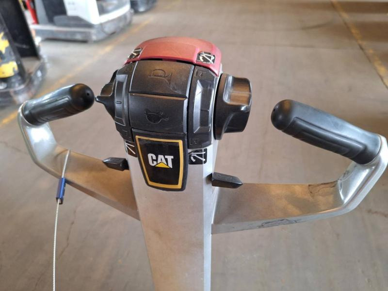 Caterpillar NSP16N2 - Hochhubwagen: das Bild 5 Caterpillar NSP16N2 - Hochhubwagen: das Bild 5