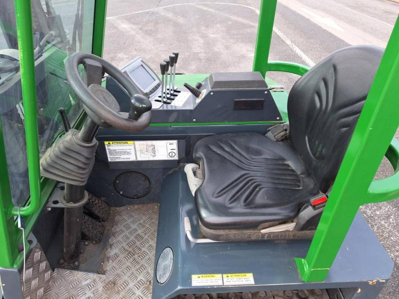 Combilift CBE2500 - Vierwegstapler: das Bild 5 Combilift CBE2500 - Vierwegstapler: das Bild 5