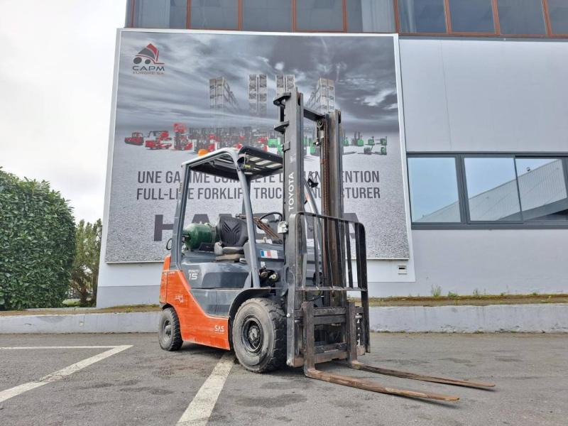 Toyota 028 FGF 15 - Treibgasstapler: das Bild 2 Toyota 028 FGF 15 - Treibgasstapler: das Bild 2