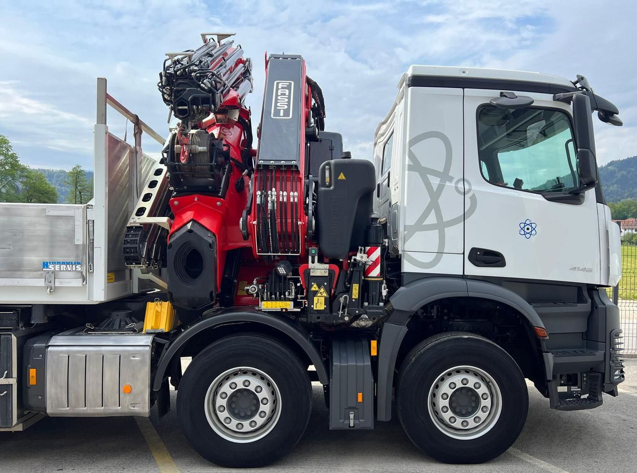 MERCEDES-BENZ Hiab Palfinger Fassi F990-8 JIB-6 - Autokran: das Bild 2 MERCEDES-BENZ Hiab Palfinger Fassi F990-8 JIB-6 - Autokran: das Bild 2