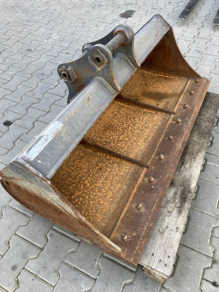 Volvo Böschungslöffel starr - Baggerlader: das Bild 1 Volvo Böschungslöffel starr - Baggerlader: das Bild 1