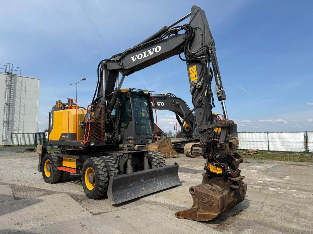 Volvo EWR150E - Mobilbagger: das Bild 1 Volvo EWR150E - Mobilbagger: das Bild 1