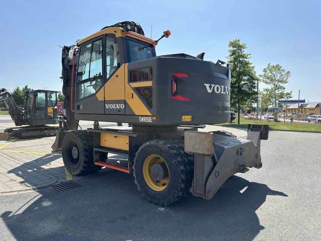 Volvo EWR150E - Mobilbagger: das Bild 2 Volvo EWR150E - Mobilbagger: das Bild 2