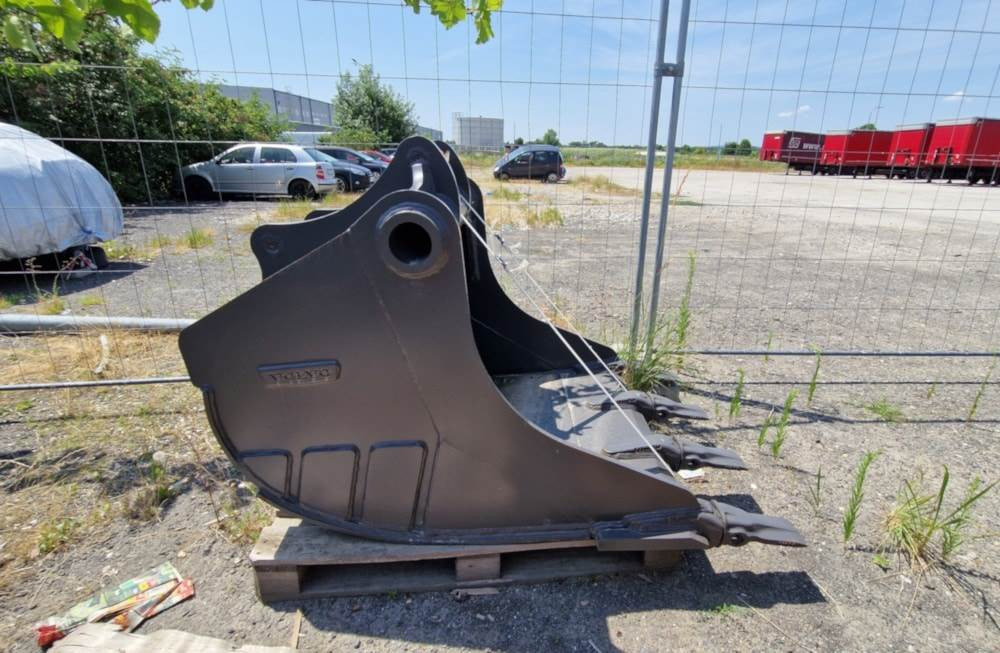 Volvo GP Tieflöffel mit Zähne - Baggerlader: das Bild 3 Volvo GP Tieflöffel mit Zähne - Baggerlader: das Bild 3