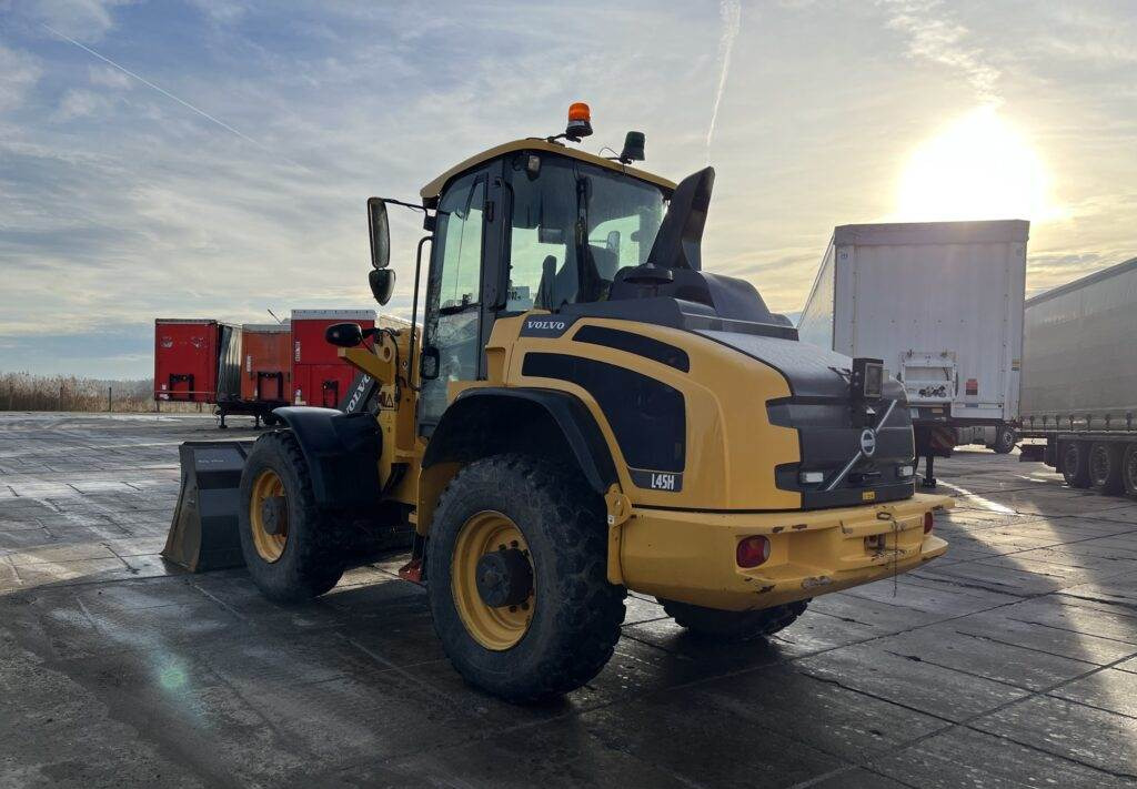 Volvo L45H - Radlader: das Bild 2 Volvo L45H - Radlader: das Bild 2