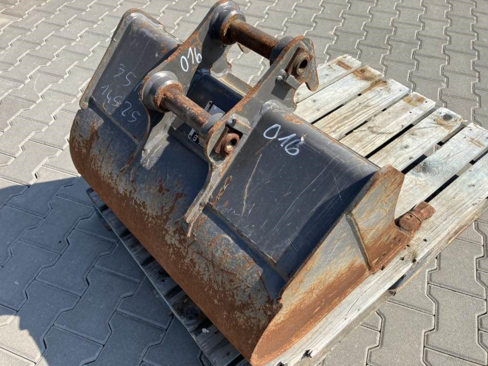 Volvo Tieflöffel mit Zähnen - Baggerlader: das Bild 2 Volvo Tieflöffel mit Zähnen - Baggerlader: das Bild 2