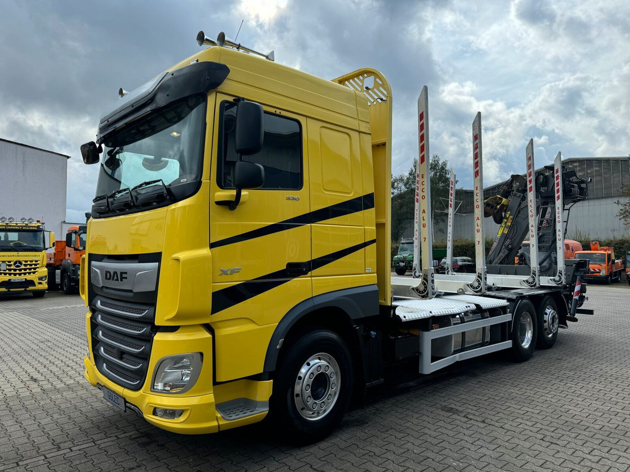 DAF XF 530 6x2 Holztransport Kran PENZ 15Z9.50 *Anh. - Holztransporter, Autokran: das Bild 3 DAF XF 530 6x2 Holztransport Kran PENZ 15Z9.50 *Anh. - Holztransporter, Autokran: das Bild 3