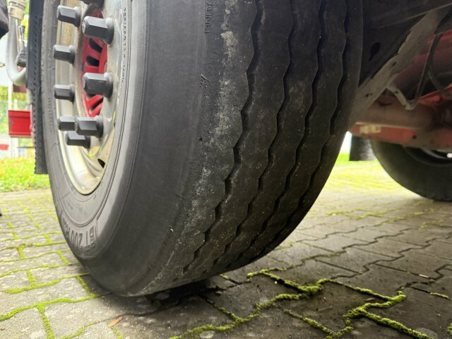 Feldbinder Kipp. 66.3 Silo ADR 3 Achs - Siloauflieger: das Bild 5 Feldbinder Kipp. 66.3 Silo ADR 3 Achs - Siloauflieger: das Bild 5