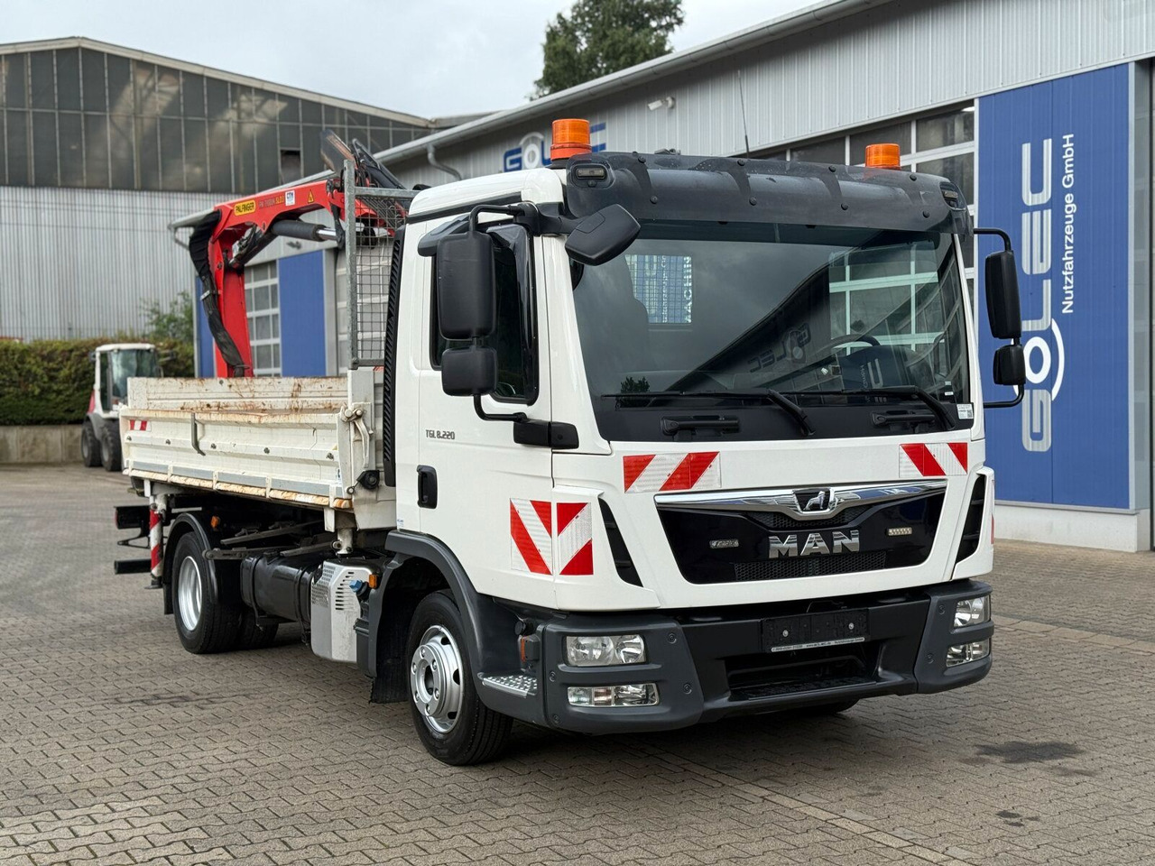 MAN TGL 8.220 4x2 Kipper Kran Palfinger 7.001-K A - Autokran, Kipper: das Bild 1 MAN TGL 8.220 4x2 Kipper Kran Palfinger 7.001-K A - Autokran, Kipper: das Bild 1