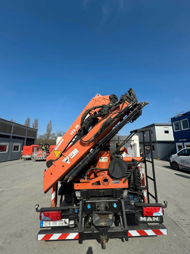 MAN TGS 26.400 6x2*4 Kipper Bordm. Kran ATLAS 172.3E - Kipper, Autokran: das Bild 4 MAN TGS 26.400 6x2*4 Kipper Bordm. Kran ATLAS 172.3E - Kipper, Autokran: das Bild 4