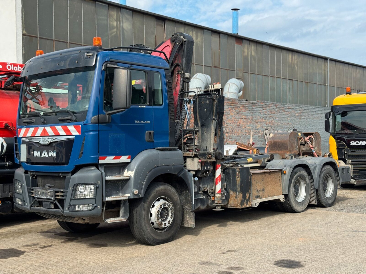MAN TGS 28.480 6x4 Abrollkipper Kran Greifer 4,63 T - Abrollkipper, Autokran: das Bild 1 MAN TGS 28.480 6x4 Abrollkipper Kran Greifer 4,63 T - Abrollkipper, Autokran: das Bild 1