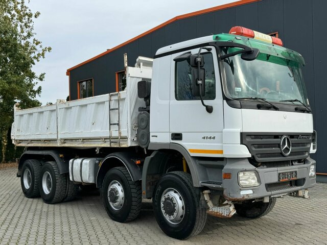Mercedes-Benz ACTROS 4144 8x8 EURO4 DSK Meiller - Kipper: das Bild 1 Mercedes-Benz ACTROS 4144 8x8 EURO4 DSK Meiller - Kipper: das Bild 1