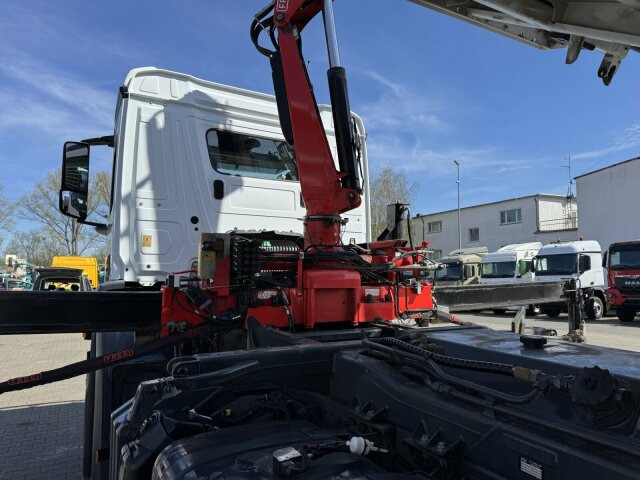 Mercedes-Benz AROCS 1832 4x2 Euro 6 Kipper Kran FASSI F120FB - Kipper, Autokran: das Bild 2 Mercedes-Benz AROCS 1832 4x2 Euro 6 Kipper Kran FASSI F120FB - Kipper, Autokran: das Bild 2