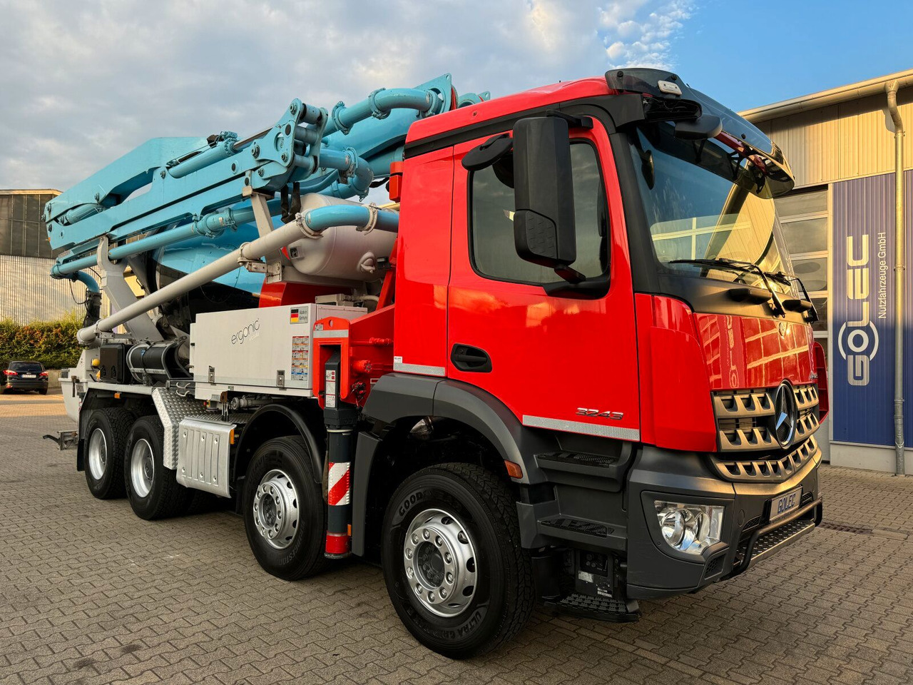 Mercedes-Benz AROCS 3243 8x4 Euro 6 Pumi Putzmeister TMM 24-3 - Betonpumpe: das Bild 1 Mercedes-Benz AROCS 3243 8x4 Euro 6 Pumi Putzmeister TMM 24-3 - Betonpumpe: das Bild 1