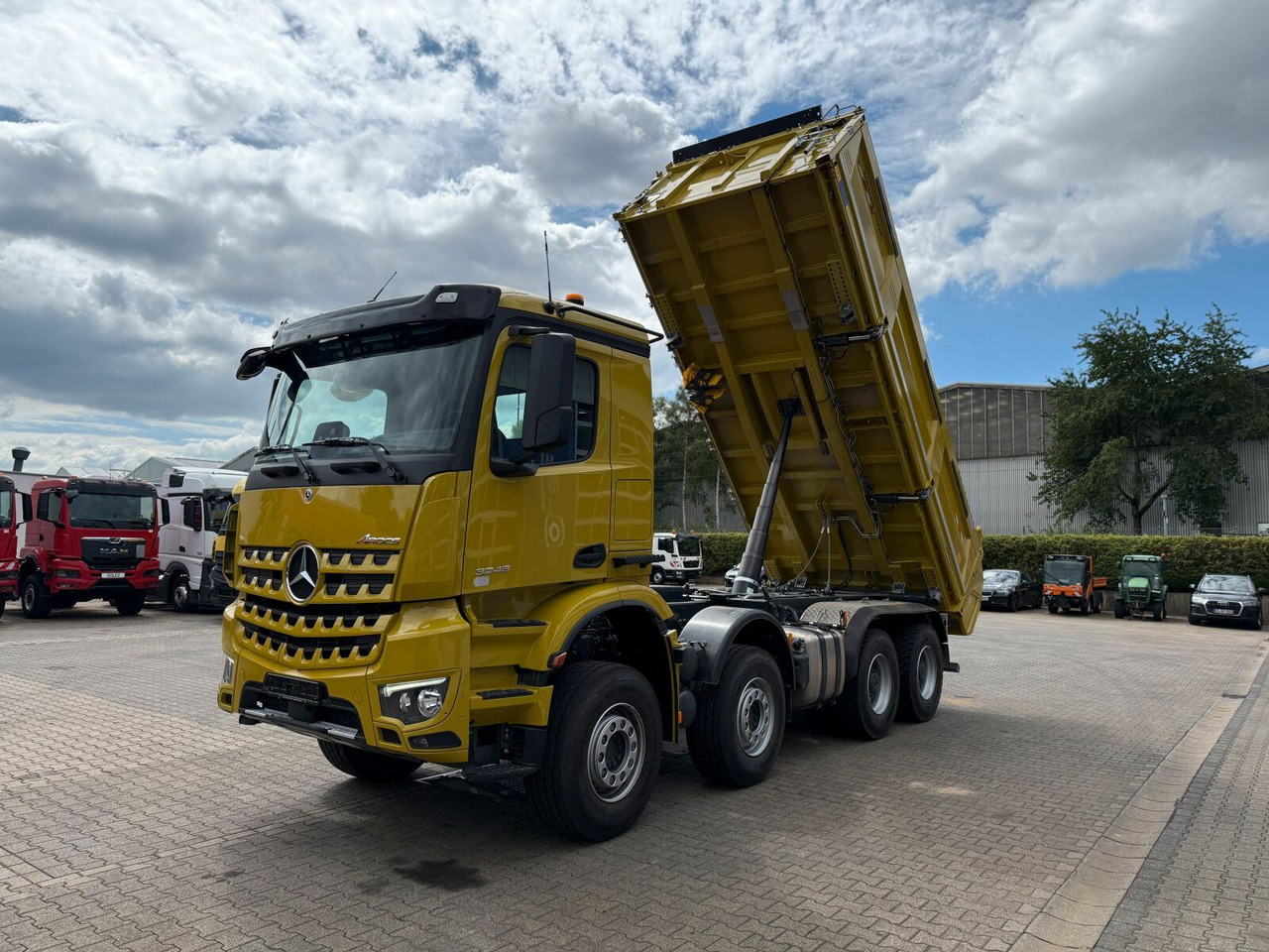 Kipper Mercedes-Benz AROCS 3248 8x4 Euro 6 Meiller Kipper Bordmatik: das Bild 12