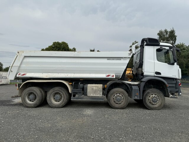 Kipper Mercedes-Benz AROCS 4145 8x8 Meiller Muldenkipper: das Bild 9