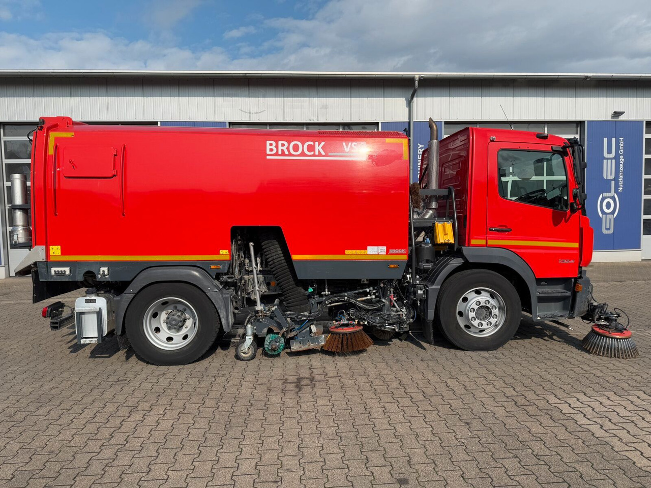 Mercedes-Benz Atego 1324 4x2 Kehrmaschine BROCK HD Anlage - Kehrmaschine: das Bild 3 Mercedes-Benz Atego 1324 4x2 Kehrmaschine BROCK HD Anlage - Kehrmaschine: das Bild 3
