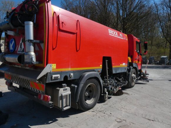 Mercedes-Benz Atego 1324 4x2 Kehrmaschine BROCK HD Anlage - Kehrmaschine: das Bild 4 Mercedes-Benz Atego 1324 4x2 Kehrmaschine BROCK HD Anlage - Kehrmaschine: das Bild 4