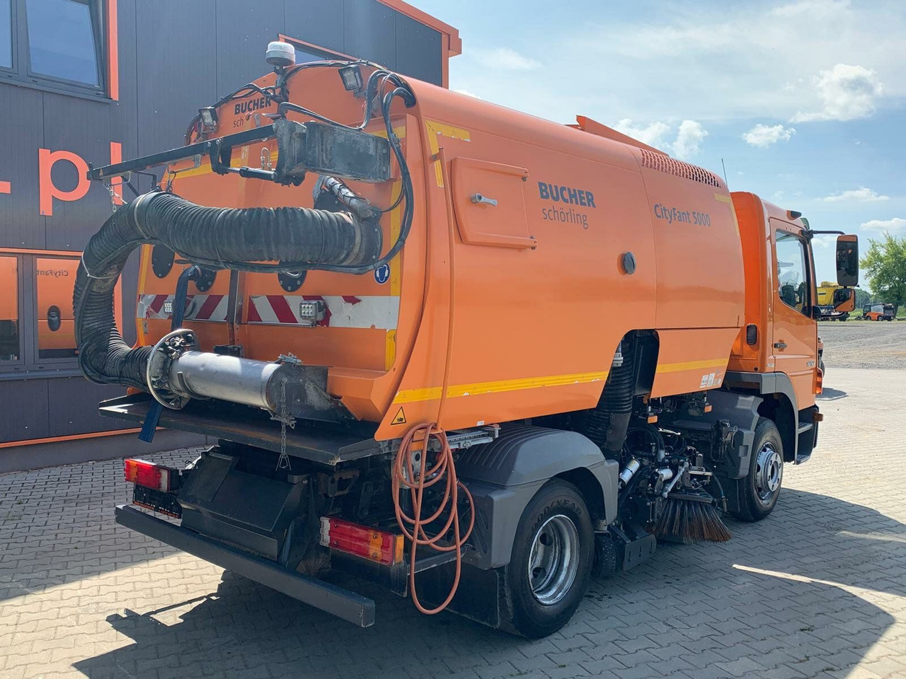 Mercedes-Benz Atego Kehrmaschine BUCHER CITYFANT 5000 - Kehrmaschine: das Bild 3 Mercedes-Benz Atego Kehrmaschine BUCHER CITYFANT 5000 - Kehrmaschine: das Bild 3