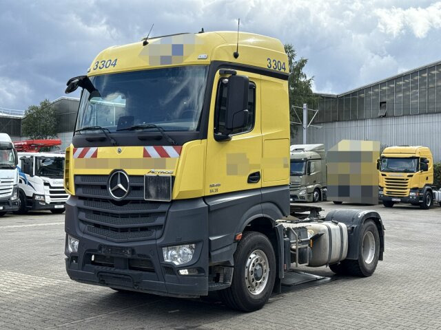 Sattelzugmaschine Mercedes-Benz AROCS 1846 4x4 HAD Euro 6 Kipphydraulik: das Bild 12