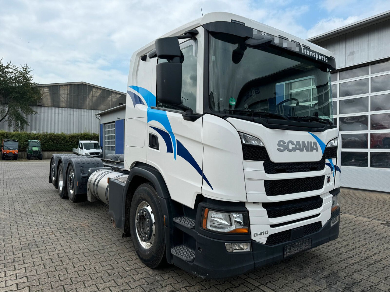 Scania G 410 B8x2*6 NB LNG Fahrgestell Nebenantrieb - Tankwagen, Autokran: das Bild 1 Scania G 410 B8x2*6 NB LNG Fahrgestell Nebenantrieb - Tankwagen, Autokran: das Bild 1