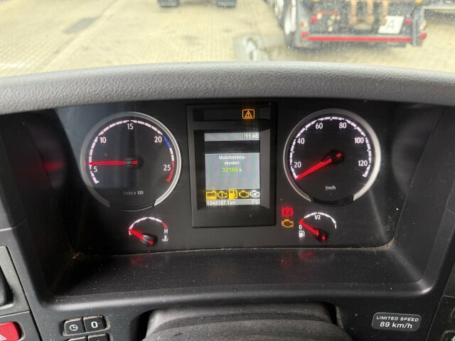 Scania R560 6x4 Holztransport Kran LOGLIFT HIAB 140S79R - Holztransporter, Autokran: das Bild 2 Scania R560 6x4 Holztransport Kran LOGLIFT HIAB 140S79R - Holztransporter, Autokran: das Bild 2