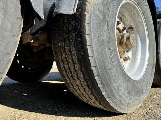 Holzauflieger Schwarzmüller HS 3/E Langmaterial Holz 3 Achse 35.000 Kg: das Bild 13 Holzauflieger Schwarzmüller HS 3/E Langmaterial Holz 3 Achse 35.000 Kg: das Bild 13