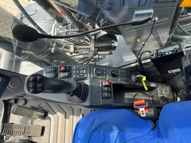 Volvo EWR150E Mobilbagger mit ROTATOR ENCONG EC319 - Mobilbagger: das Bild 3 Volvo EWR150E Mobilbagger mit ROTATOR ENCONG EC319 - Mobilbagger: das Bild 3