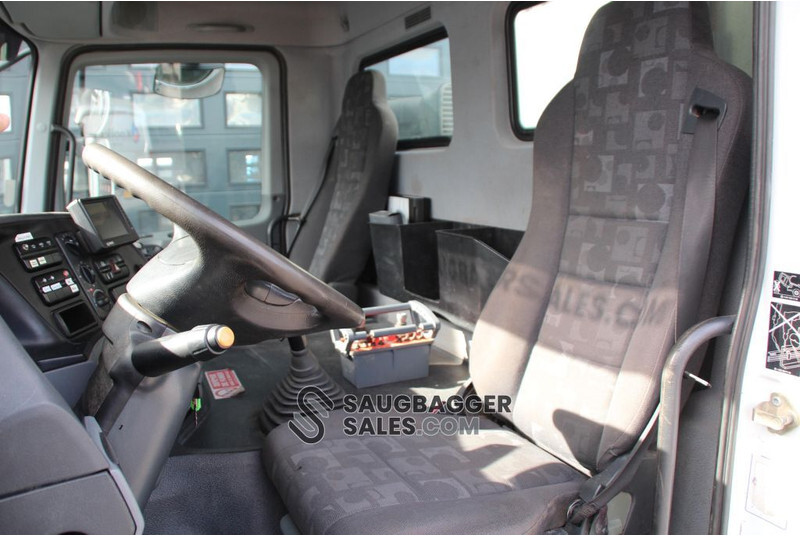 Saug-/ Spülfahrzeug Mercedes-Benz RSP Saugbagger: das Bild 16
