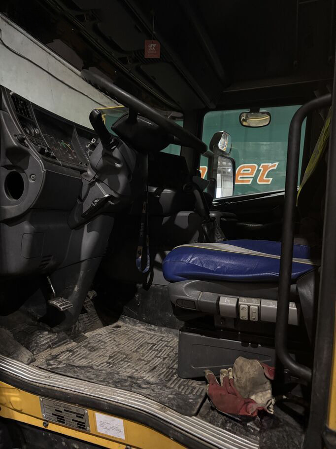 SCANIA R124.420 - Pritsche LKW: das Bild 3 SCANIA R124.420 - Pritsche LKW: das Bild 3