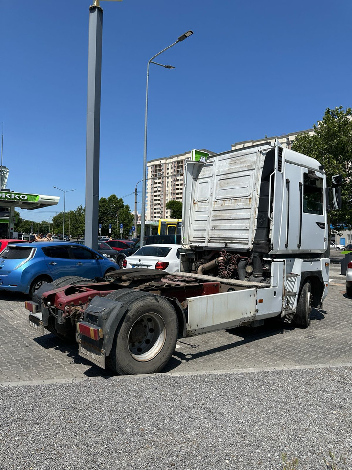 RENAULT Magnum 430 - Sattelzugmaschine: das Bild 5 RENAULT Magnum 430 - Sattelzugmaschine: das Bild 5