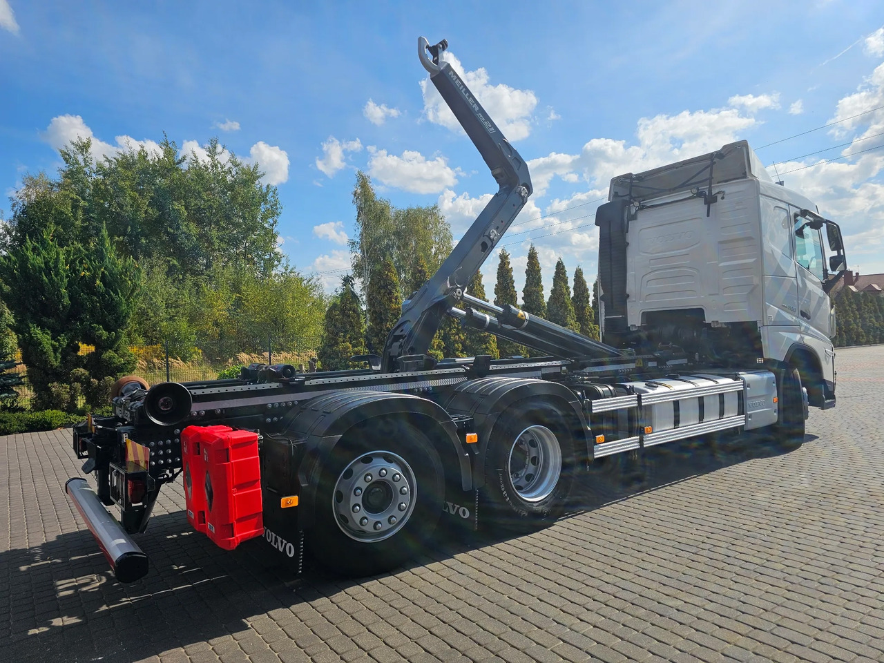 Abrollkipper VOLVO FH500: das Bild 13