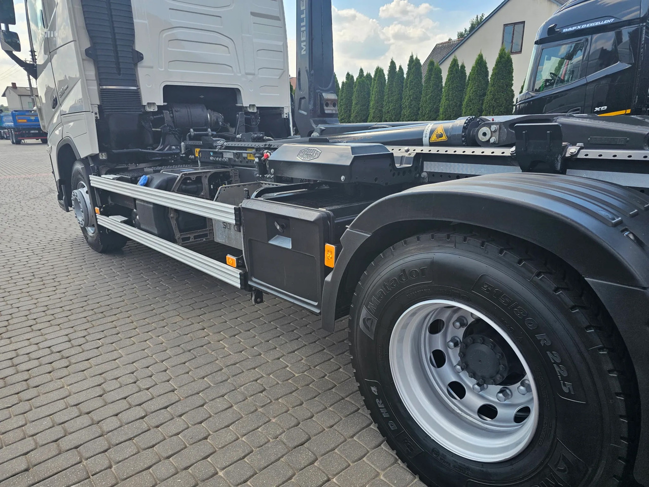 Abrollkipper VOLVO FH500: das Bild 24
