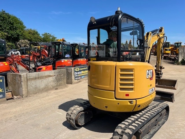 CAT 302.7 D CR - Minibagger: das Bild 3 CAT 302.7 D CR - Minibagger: das Bild 3