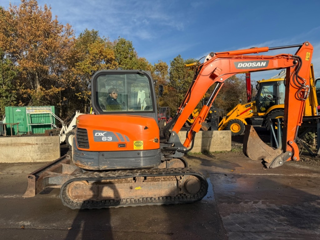 Doosan DX 63-3 - Minibagger: das Bild 1 Doosan DX 63-3 - Minibagger: das Bild 1