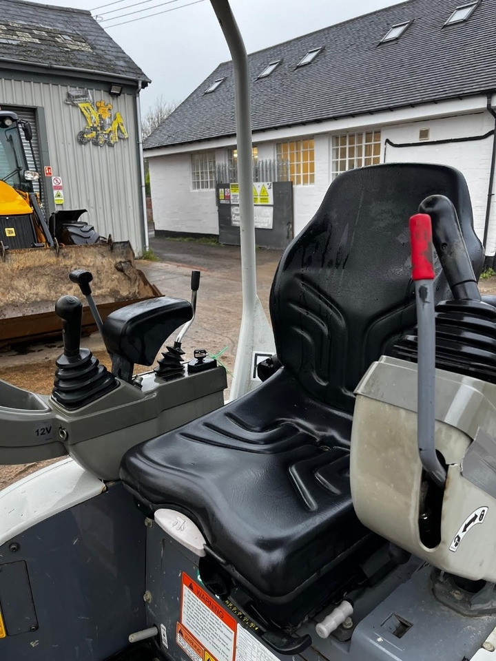 Minibagger Takeuchi TB 217 R: das Bild 7