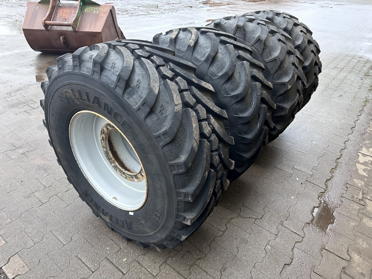 MITAS 445 / 65 R 22.5 Kompletträder - Complet tires - Reifen für Mobilbagger: das Bild 4 MITAS 445 / 65 R 22.5 Kompletträder - Complet tires - Reifen für Mobilbagger: das Bild 4