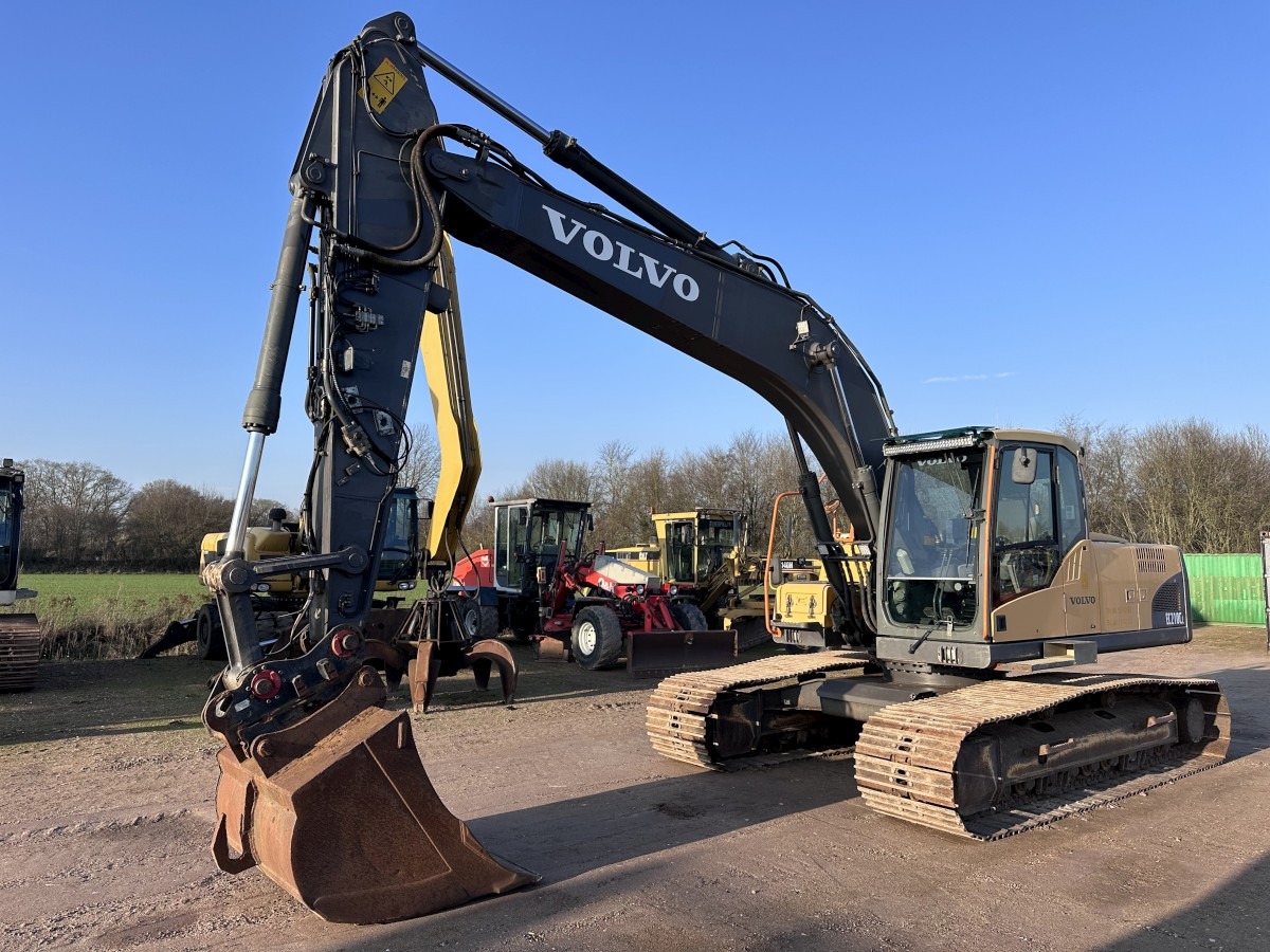 VOLVO EC 210 CL Deutsche Maschine! Top !!! - Bagger: das Bild 3 VOLVO EC 210 CL Deutsche Maschine! Top !!! - Bagger: das Bild 3