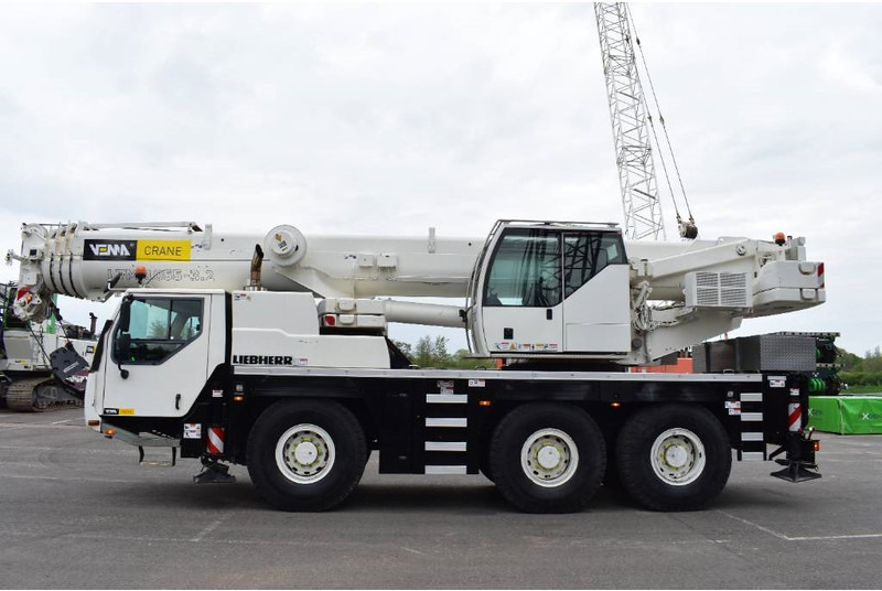 Liebherr LTM1055-3.2 - All-Terrain Kran: das Bild 1 Liebherr LTM1055-3.2 - All-Terrain Kran: das Bild 1